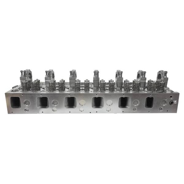 Volvo - CYLINDER HEAD ASSEMBLY 805091E